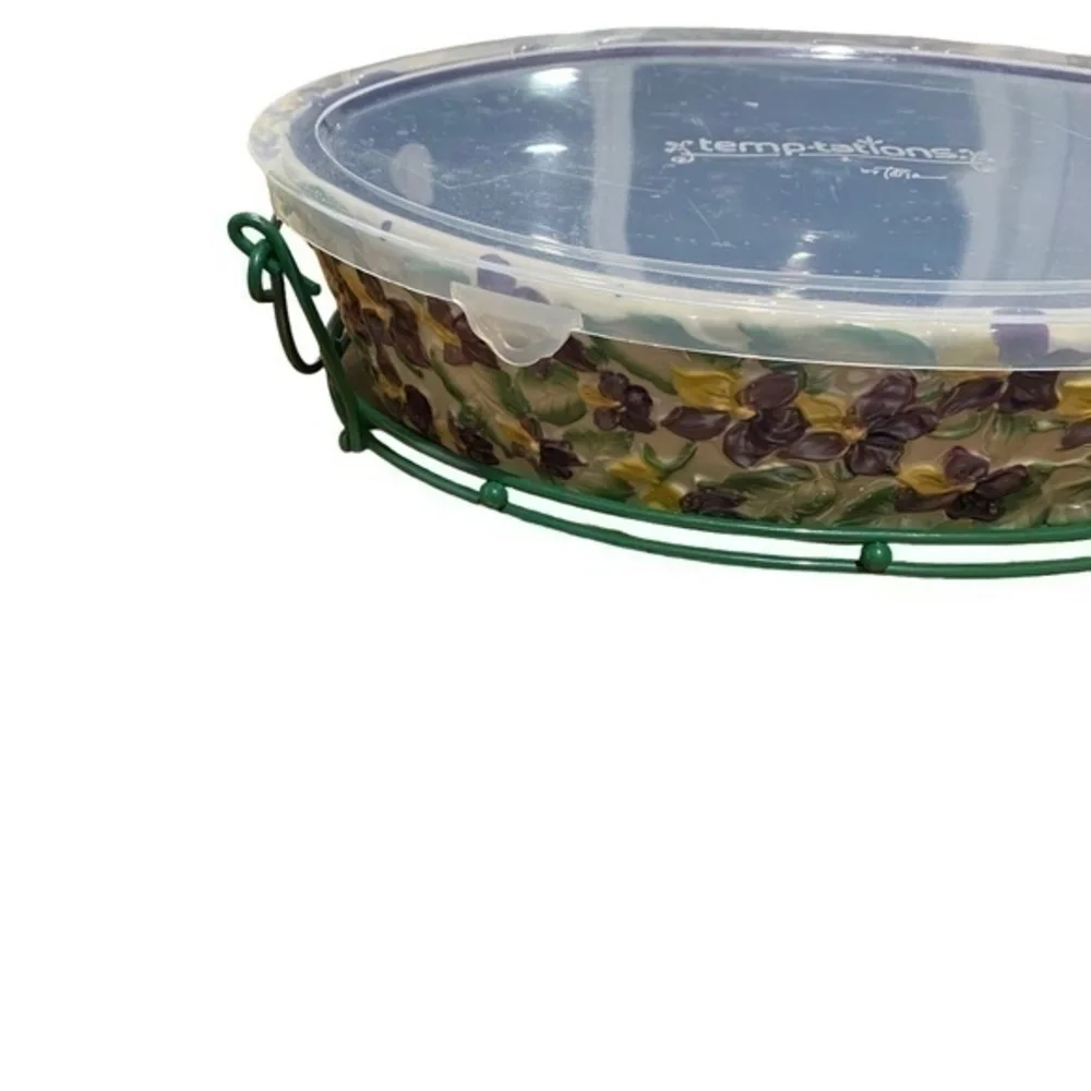 Temptation By Tara Violet Figural Floral Ceramic Bakeware With Lid and Wire Rack